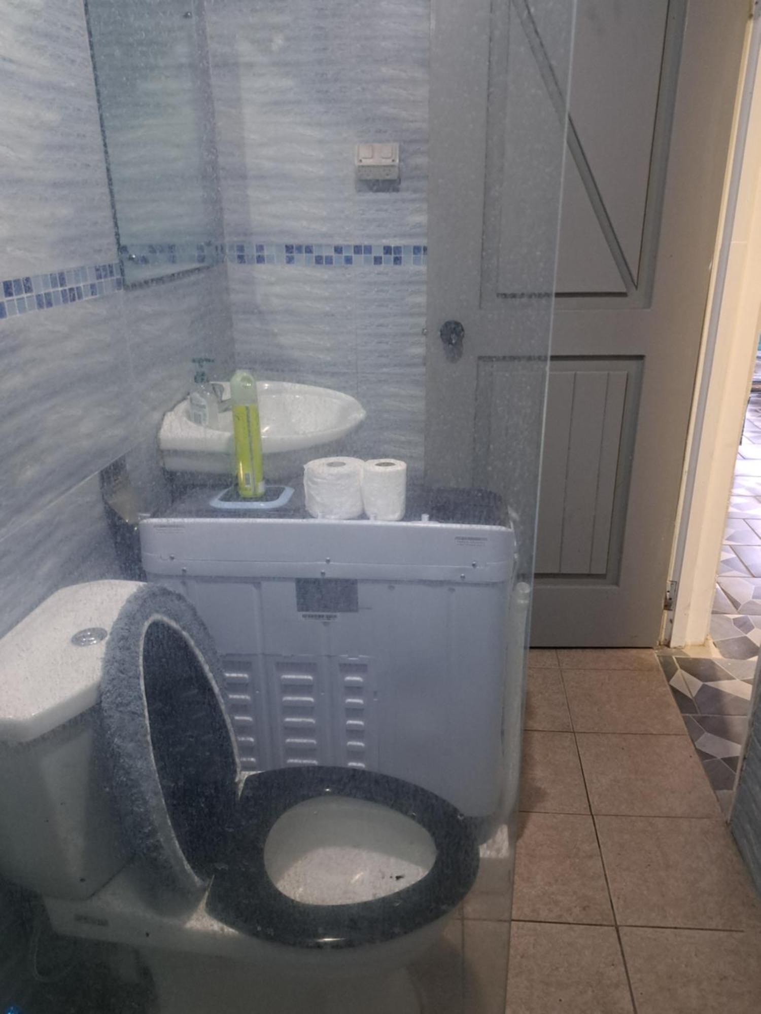 Bed and Breakfast Tropical Almond Haven Сува Экстерьер фото